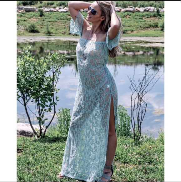 Honey Punch Other - RELISTED Honey Punch lace cover up maxi dress aqua